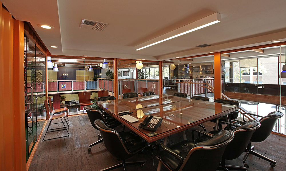 BURGER HQ 2